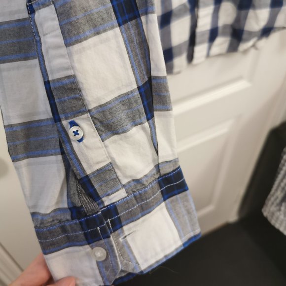 Men's Gingham Long-Sleeve Button Up - Picture 5 of 6